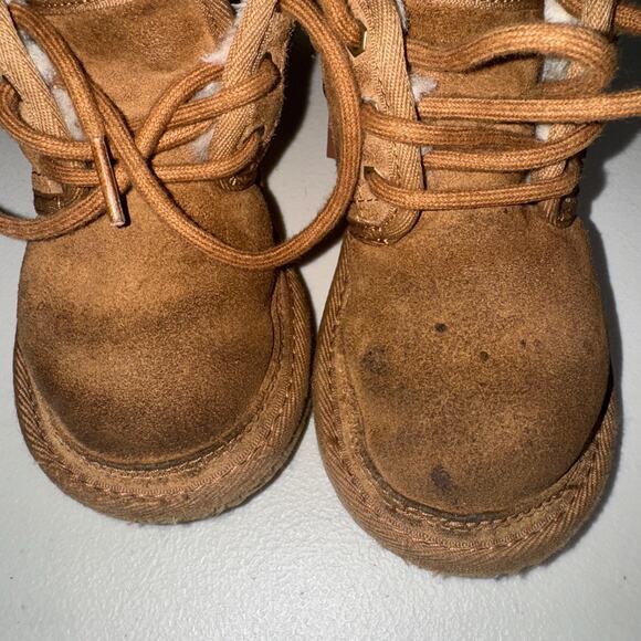 UGG Kids 9C Boots Neumel II Zip Up Cool Weather Cozy Comfy Outdoor Warm Soft - Picture 3 of 10